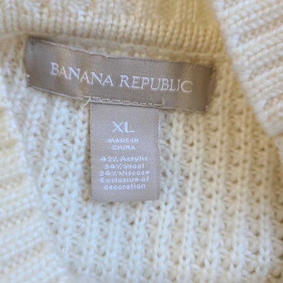 Banana Republic Woman's Oversize Pullover Crewneck Sweater, Size: XL  Cream - Picture 9 of 16
